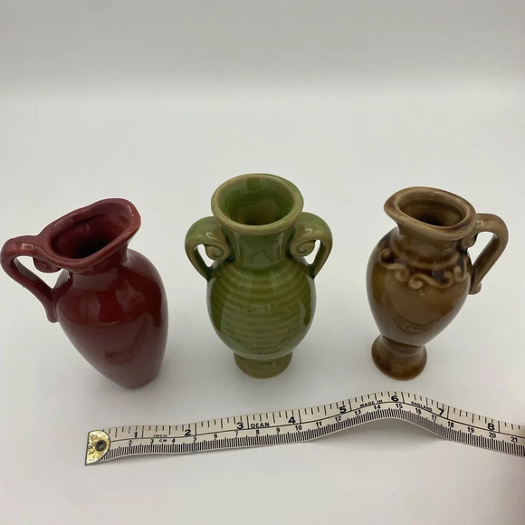 Chinese Celadon Rib Ceramic Stoneware Pottery Miniature Vase Elegant Expressions - Picture 5 of 7